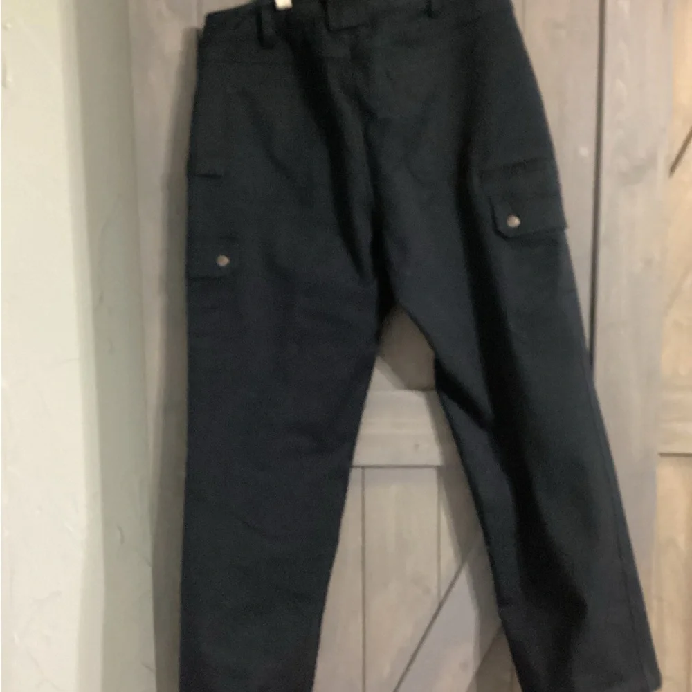 Duluth Trading Co Dark Blue Fully Lined Cargo Pants - Picture 2 of 8